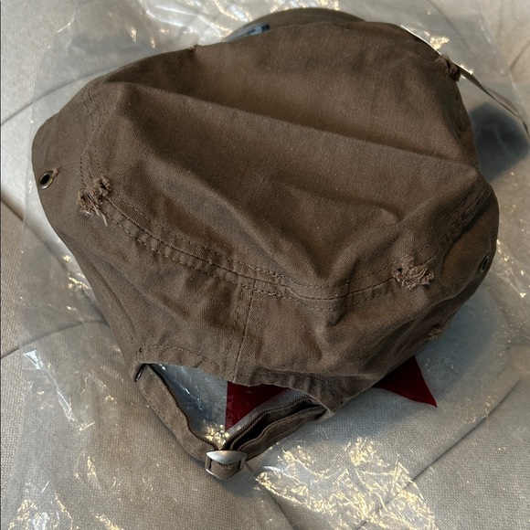 Brown Rhinestone Floral Cap - Picture 5 of 7